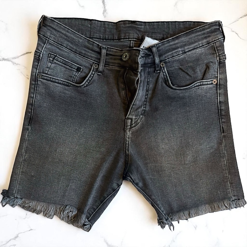 H&M Raw Hem Black Denim Shorts (Size 28) - Style 262930